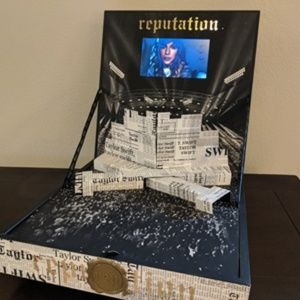 Taylor Swift VIP Box